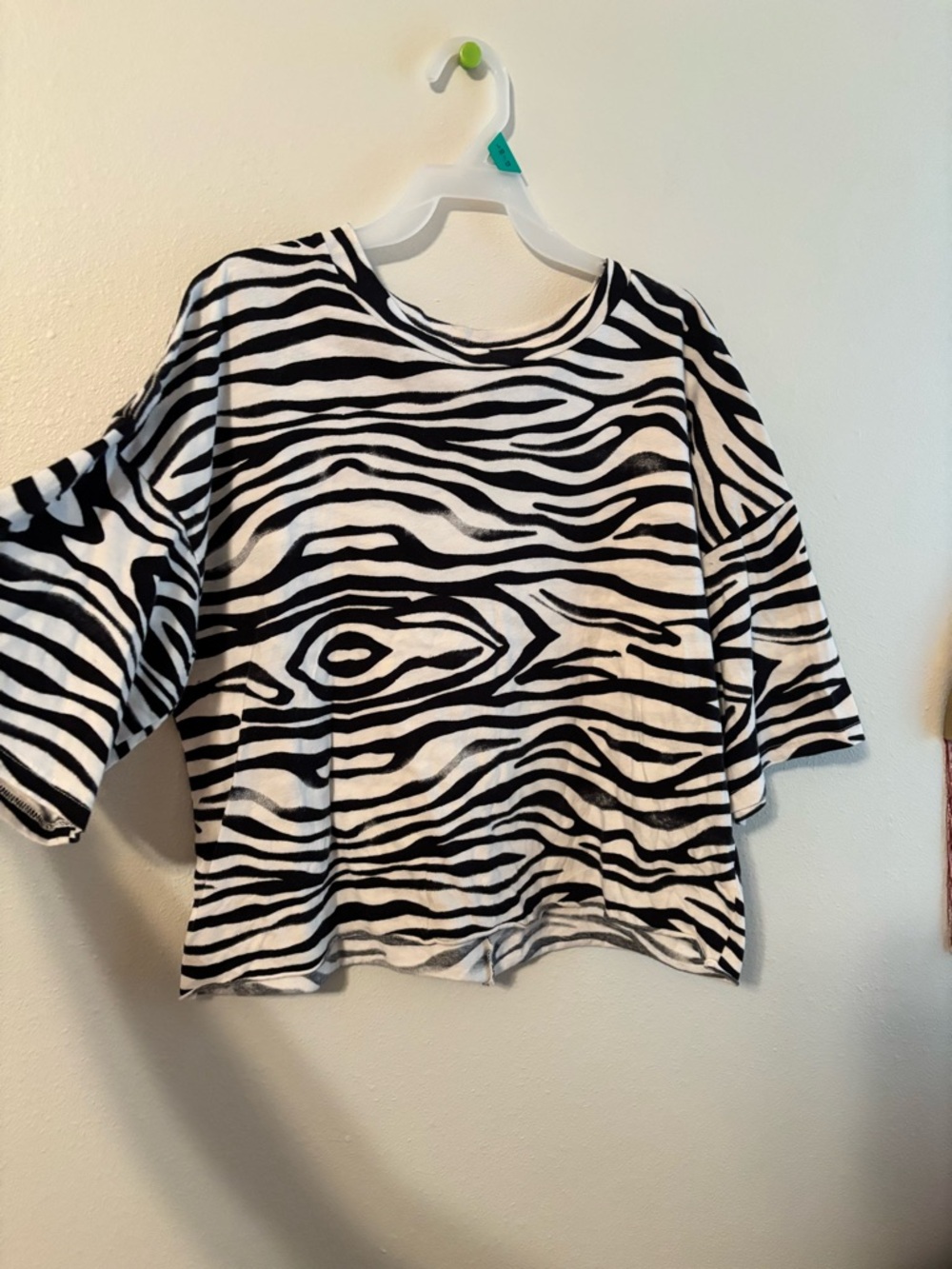 Women's Black & White Zebra Print Casual Top size small